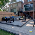 Deck-design-with-outdoor-kitchen